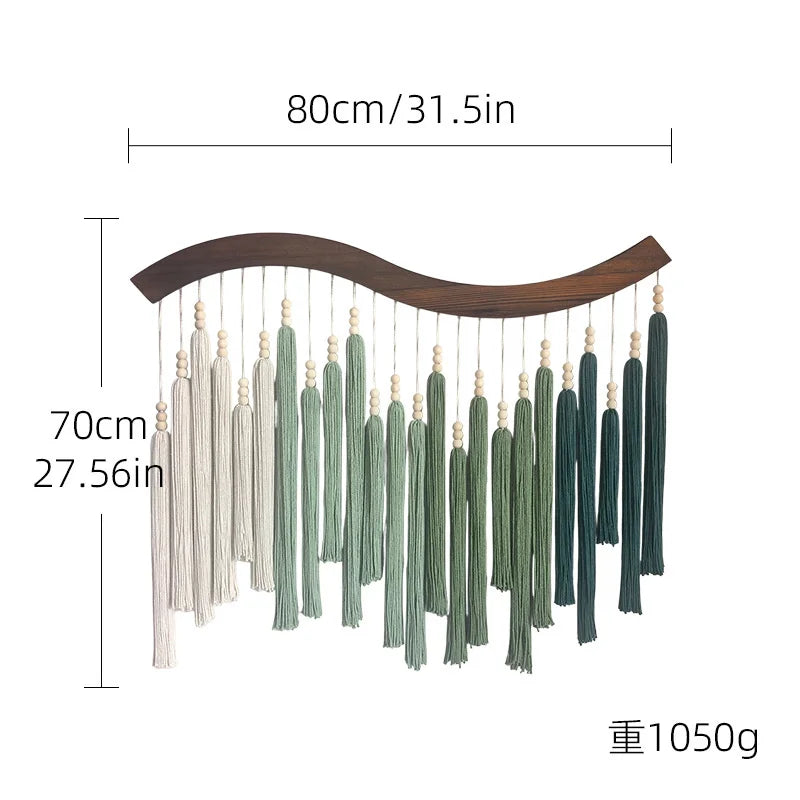 Groene macramé wanddecoratie met kwastjes – 70 × 80 cm