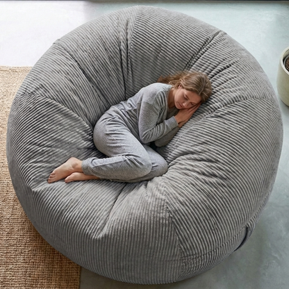 Big Mega XXL Sitzsack aus geripptem Stoff. Inklusive Schaumstofffüllung